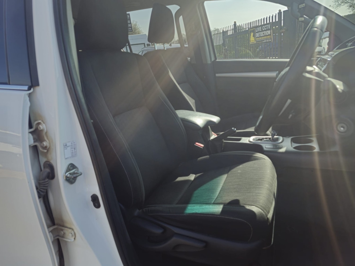 Used Toyota Hilux 2022 for sale - 78197963: Photo 10