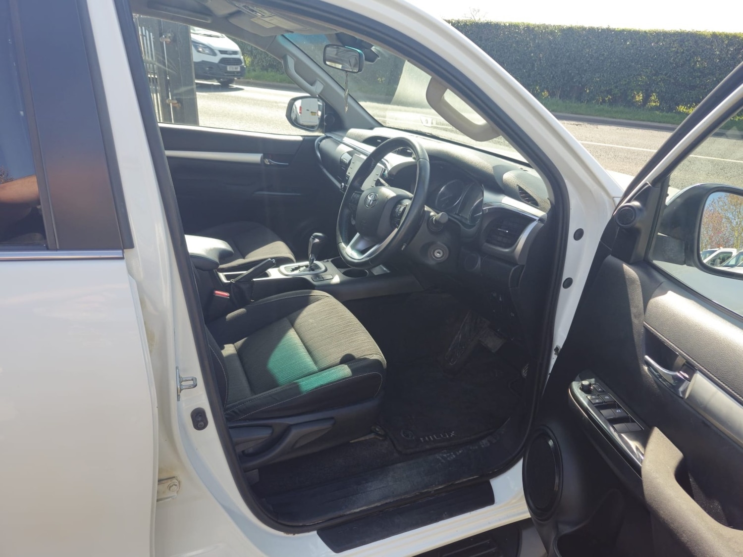 Used Toyota Hilux 2022 for sale - 78197963: Photo 11