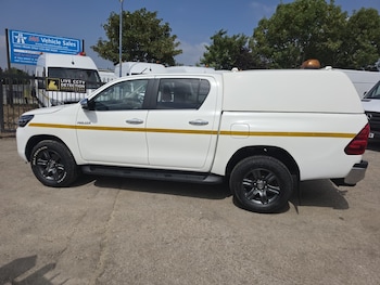 Used Toyota Hilux 2021 for sale - 79324011: Photo