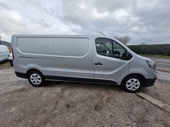Used Renault Trafic 2023 for sale - 77694404: Photo