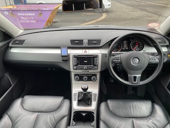 Used Volkswagen Passat 2010 for sale - 77682247: Photo