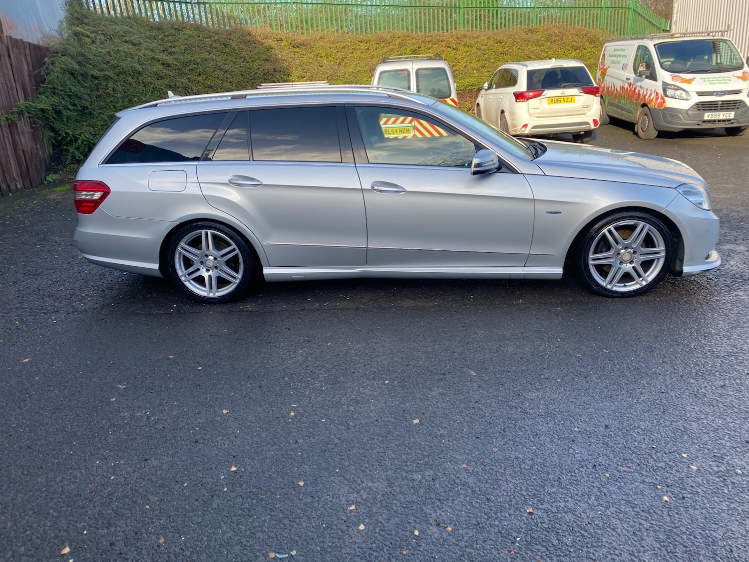 Used Mercedes-Benz E Class 2011 for sale - 76557055: Photo 12