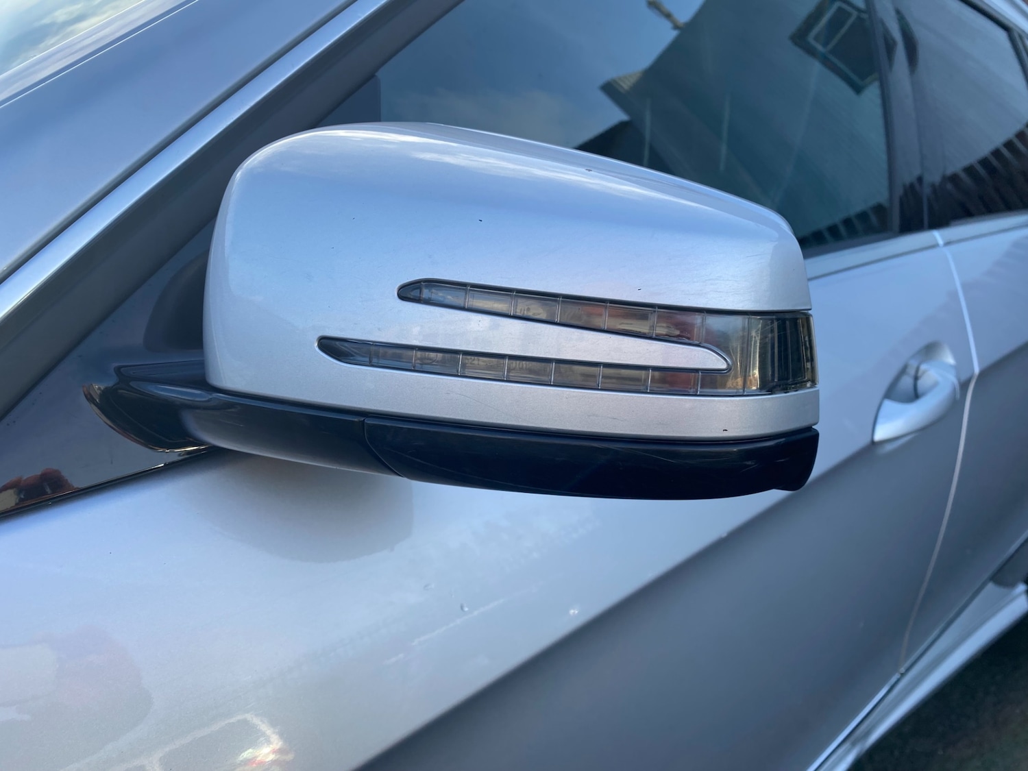 Used Mercedes-Benz E Class 2011 for sale - 76557055: Photo 17