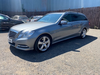 Used Mercedes-Benz E Class 2011 for sale - 79417367: Photo
