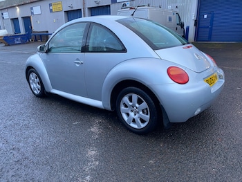 Used Volkswagen Beetle 2005 for sale - 77008447: Photo