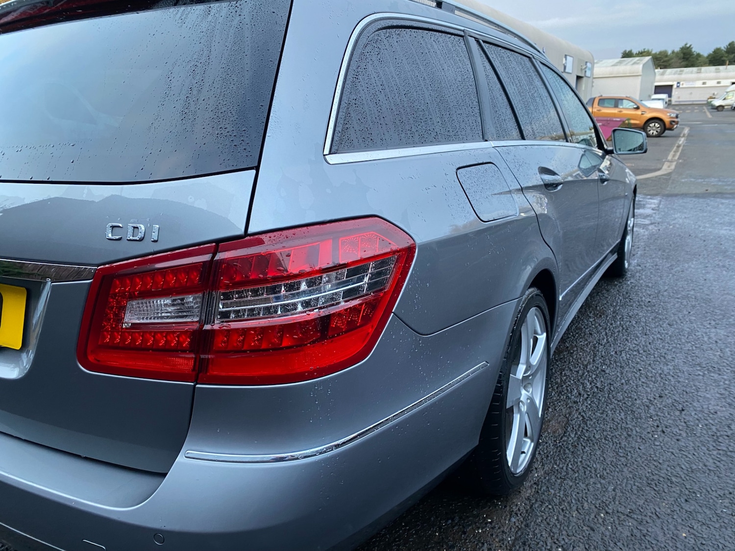 Used Mercedes-Benz E Class 2011 for sale - 76476878: Photo 18