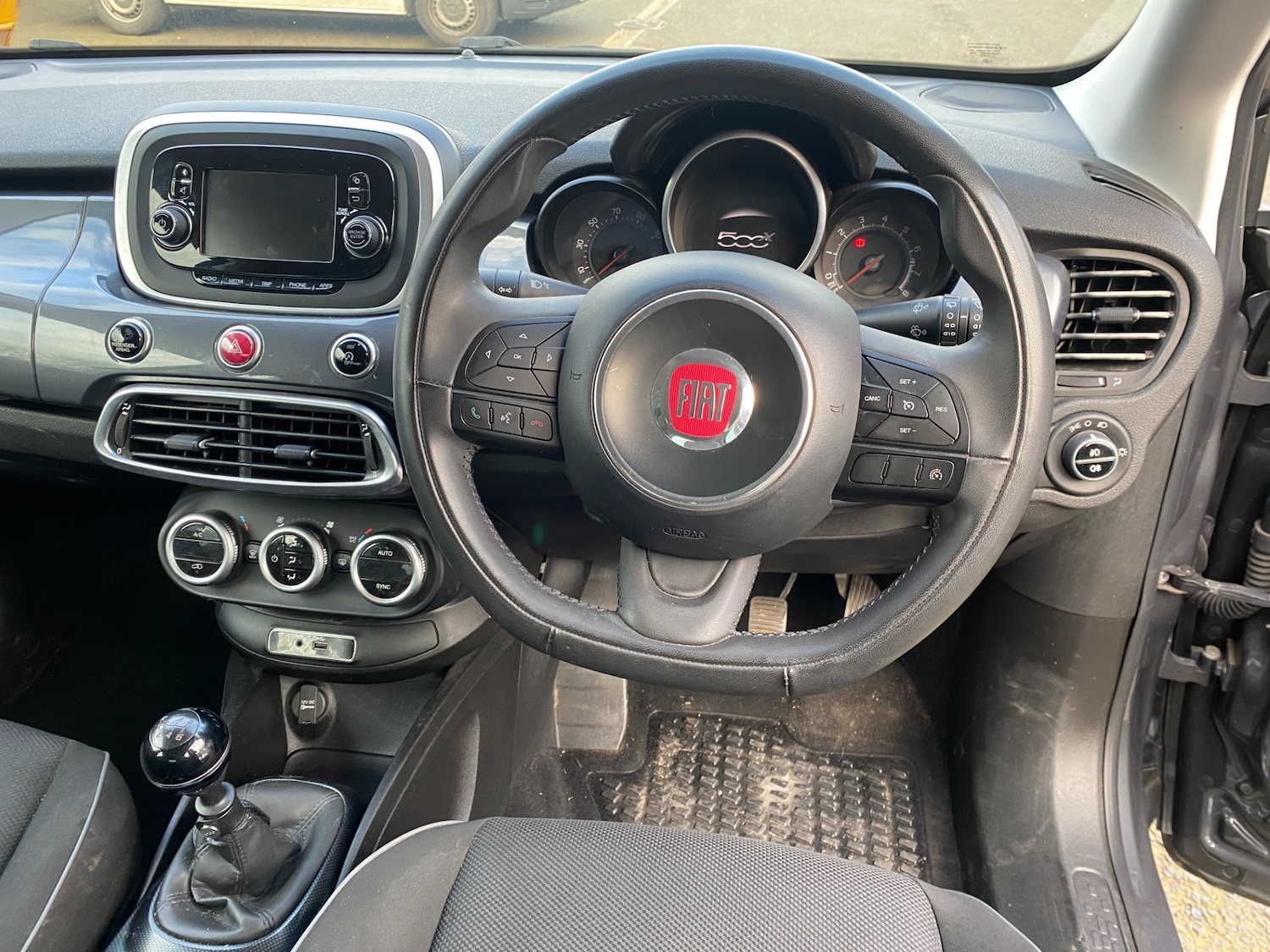 Used Fiat 500X 2015 for sale - 77682129: Photo 9