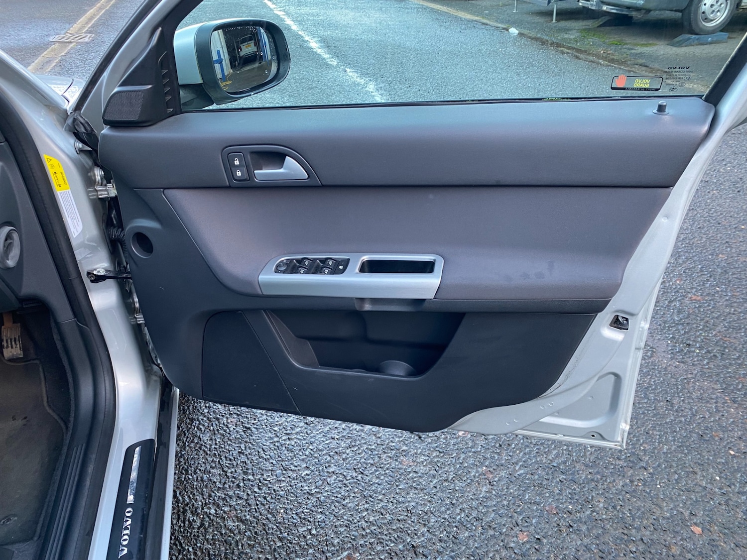 Used Volvo V50 2007 for sale - 77006303: Photo 28