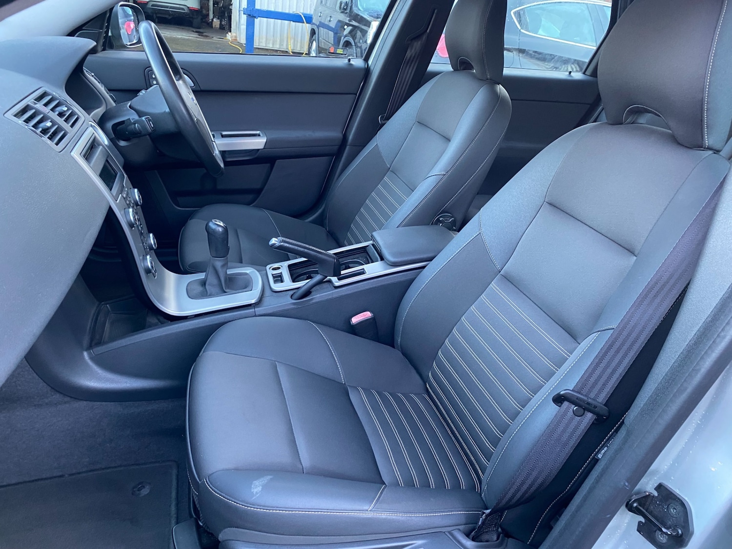 Used Volvo V50 2007 for sale - 77006303: Photo 5