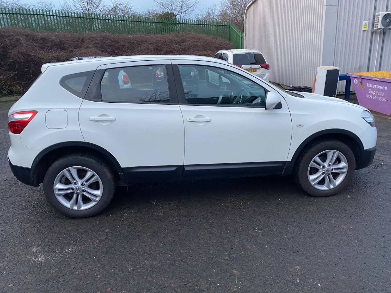 Used Nissan Qashqai 2012 for sale - 77179862: Photo 2