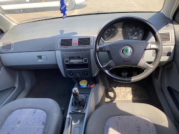 Used Skoda Fabia 2003 for sale - 79008174: Photo
