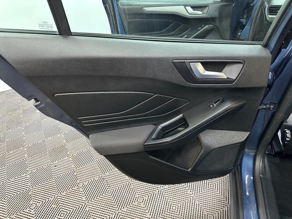 Vehicle 33