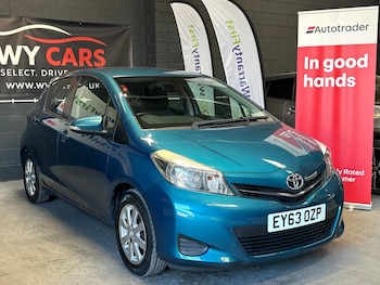 Used Toyota Yaris 2013 for sale - 79388742: Photo