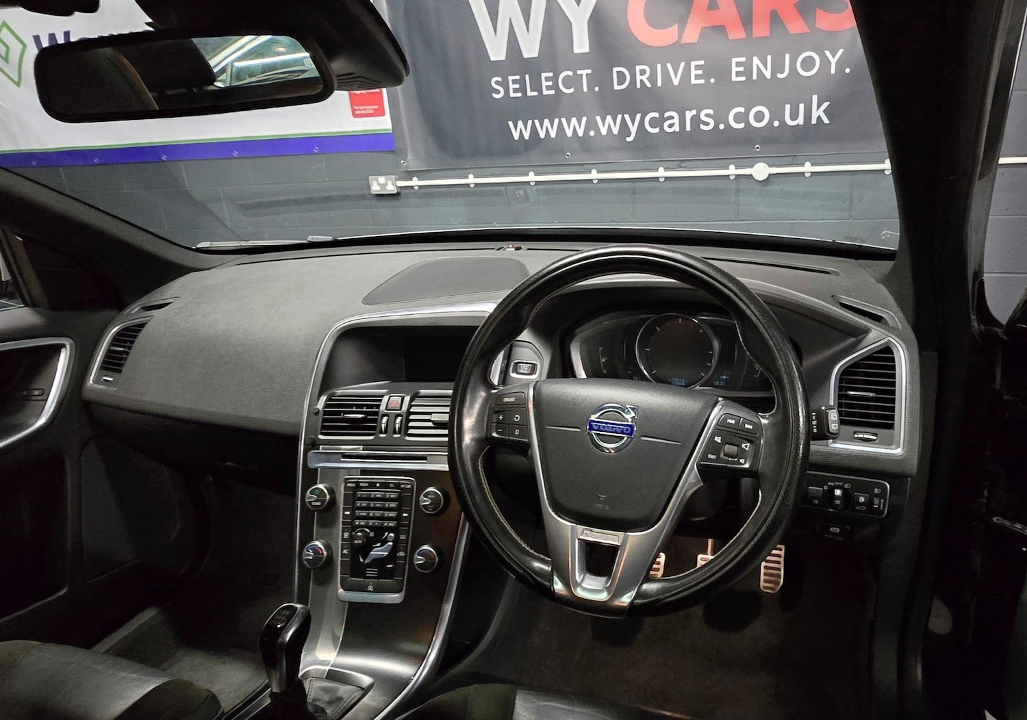 Used Volvo XC60 2014 for sale - 77982527: Photo 12