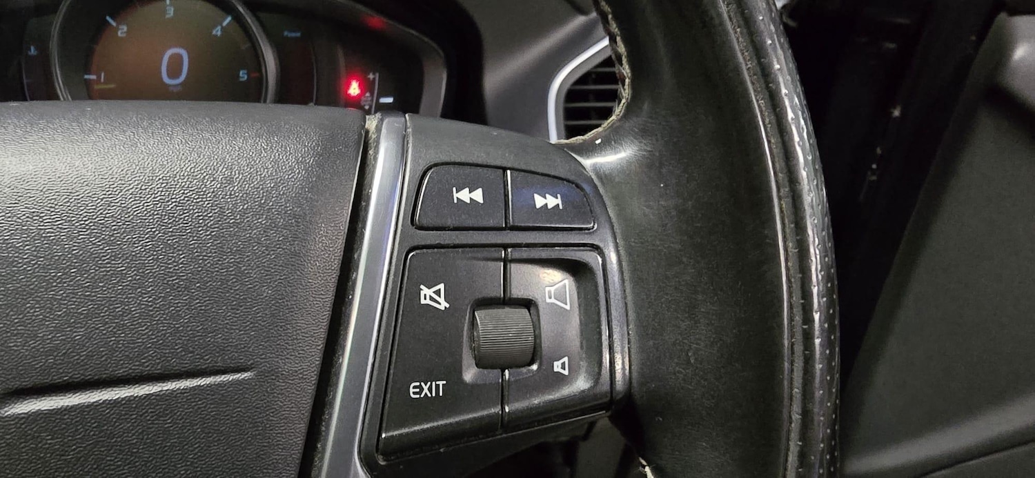 Used Volvo XC60 2014 for sale - 77982527: Photo 19