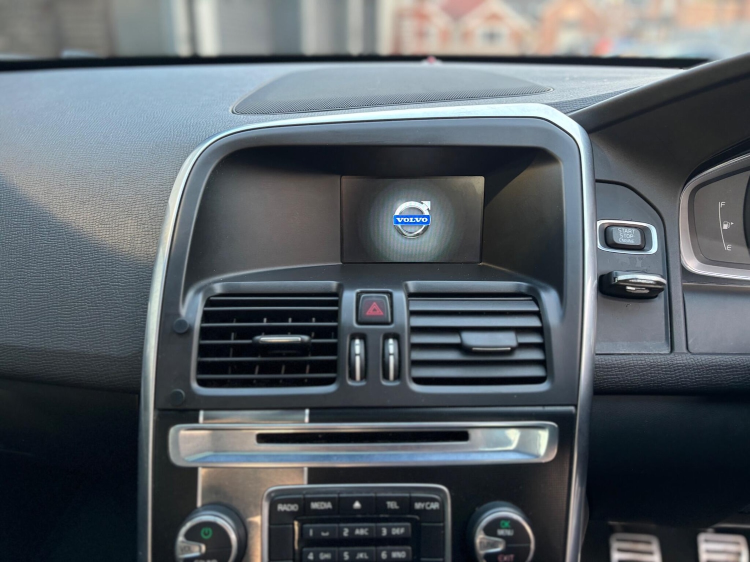 Used Volvo XC60 2014 for sale - 77982527: Photo 32