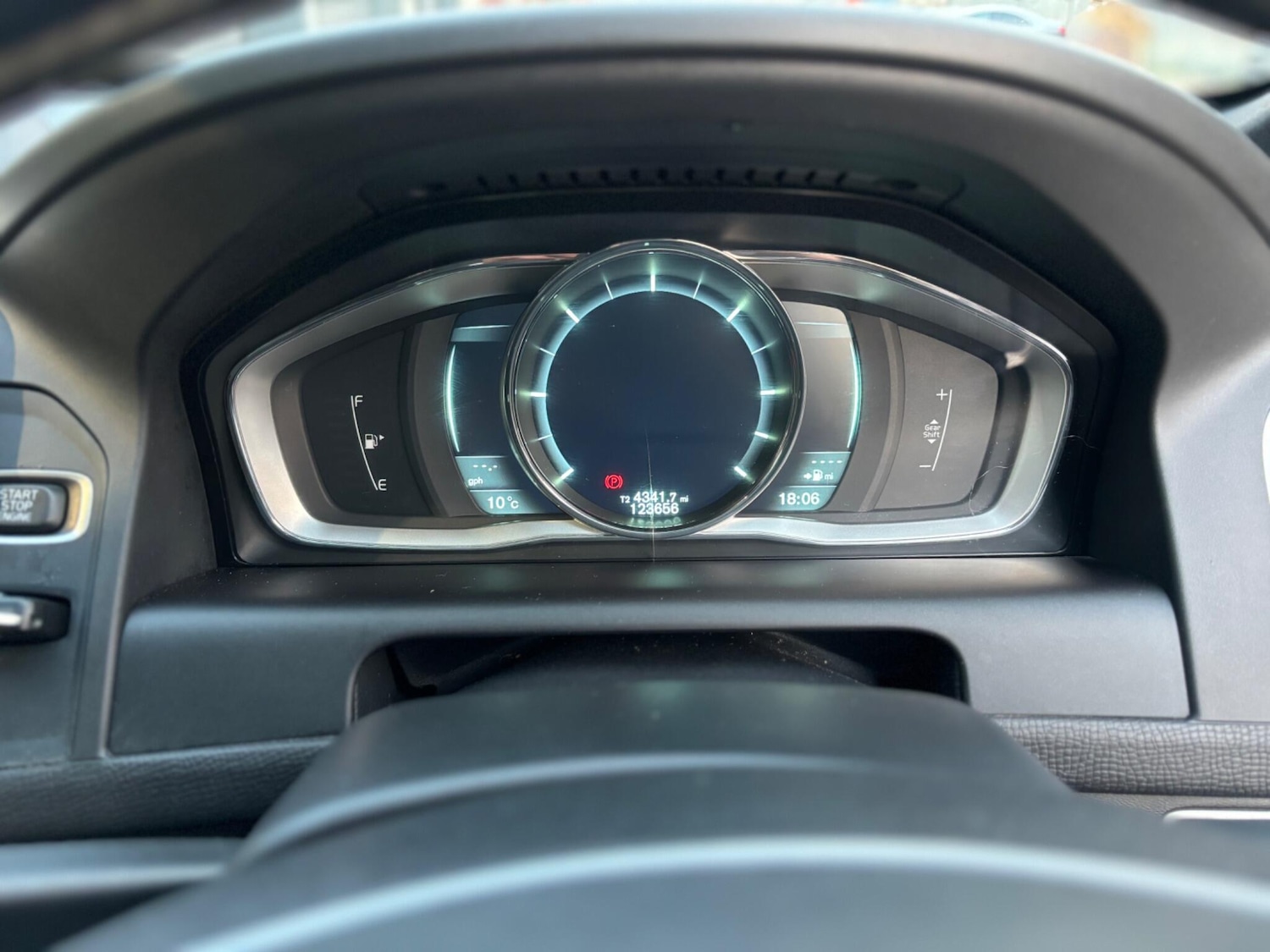 Used Volvo XC60 2014 for sale - 77982527: Photo 33