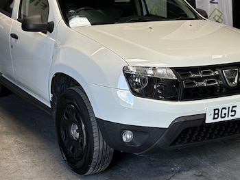 Used Dacia Duster 2015 for sale - 78898651: Photo