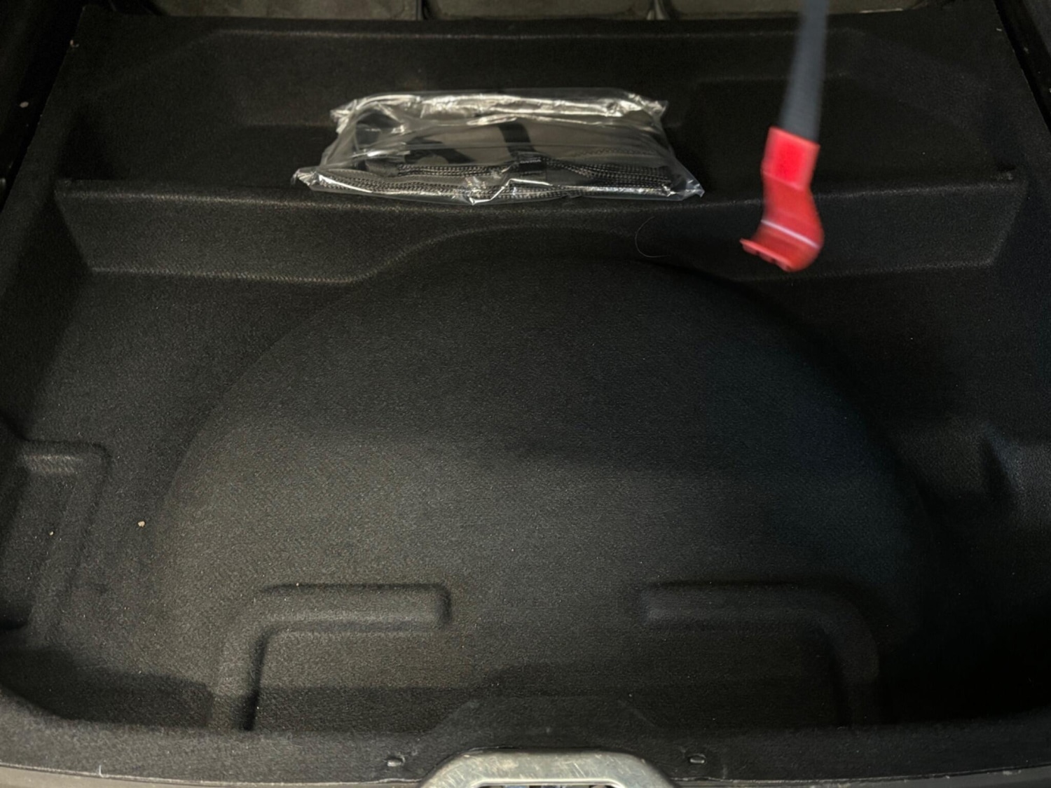 Used Volvo XC60 2017 for sale - 77982233: Photo 37