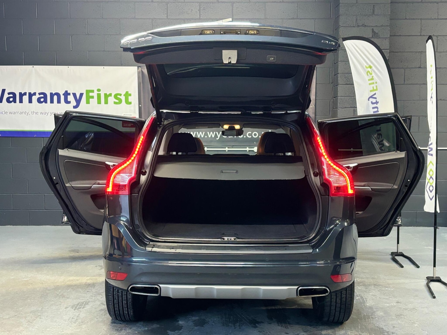 Used Volvo XC60 2017 for sale - 77982233: Photo 38