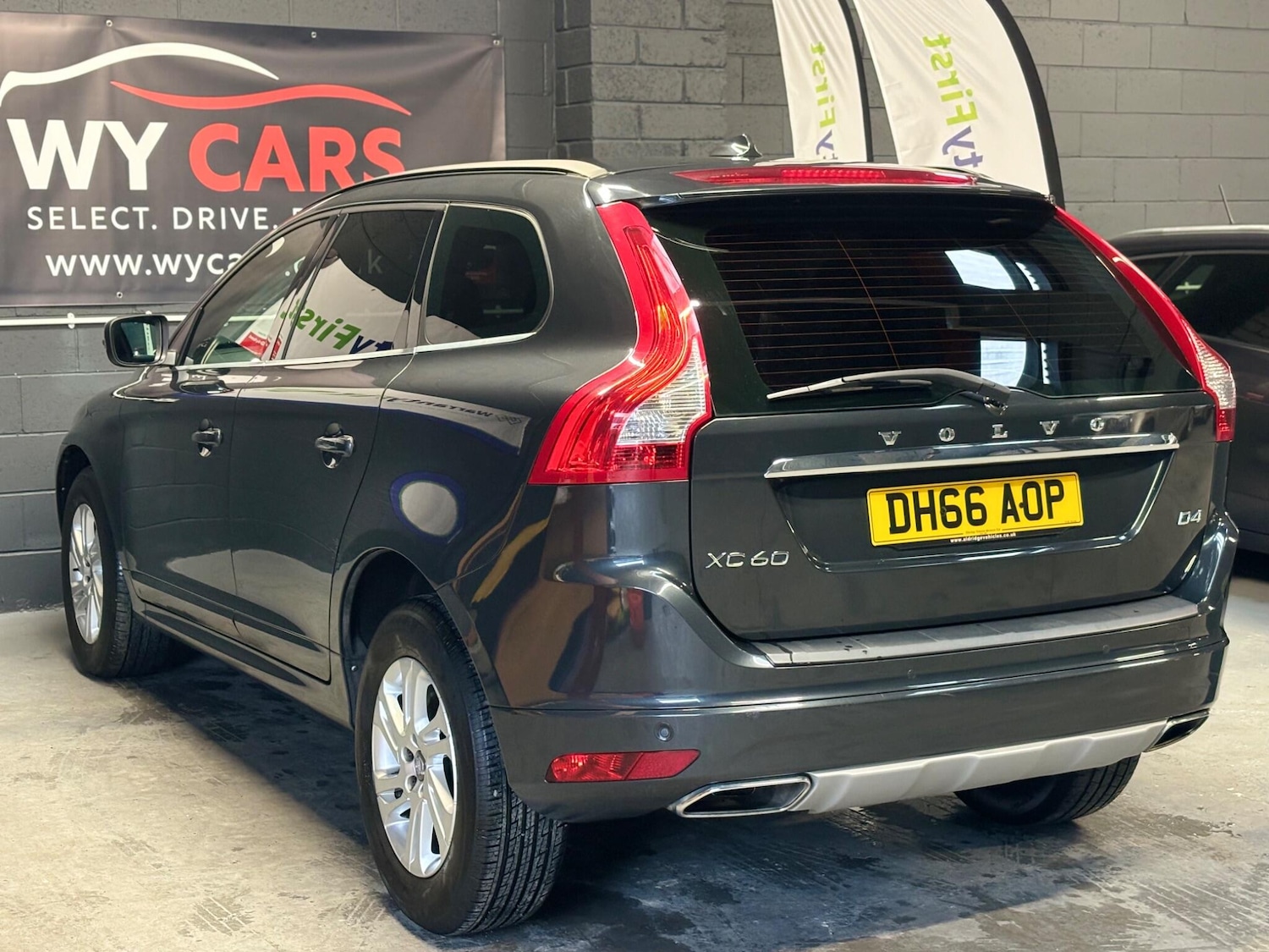 Used Volvo XC60 2017 for sale - 77982233: Photo 9