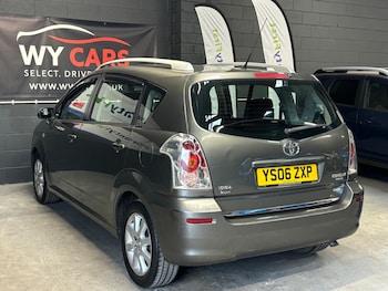 Used Toyota Corolla Verso 2006 for sale - 79062845: Photo