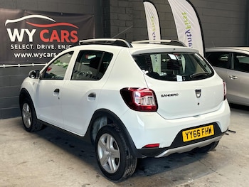 Used Dacia Sandero Stepway 2016 for sale - 78491937: Photo