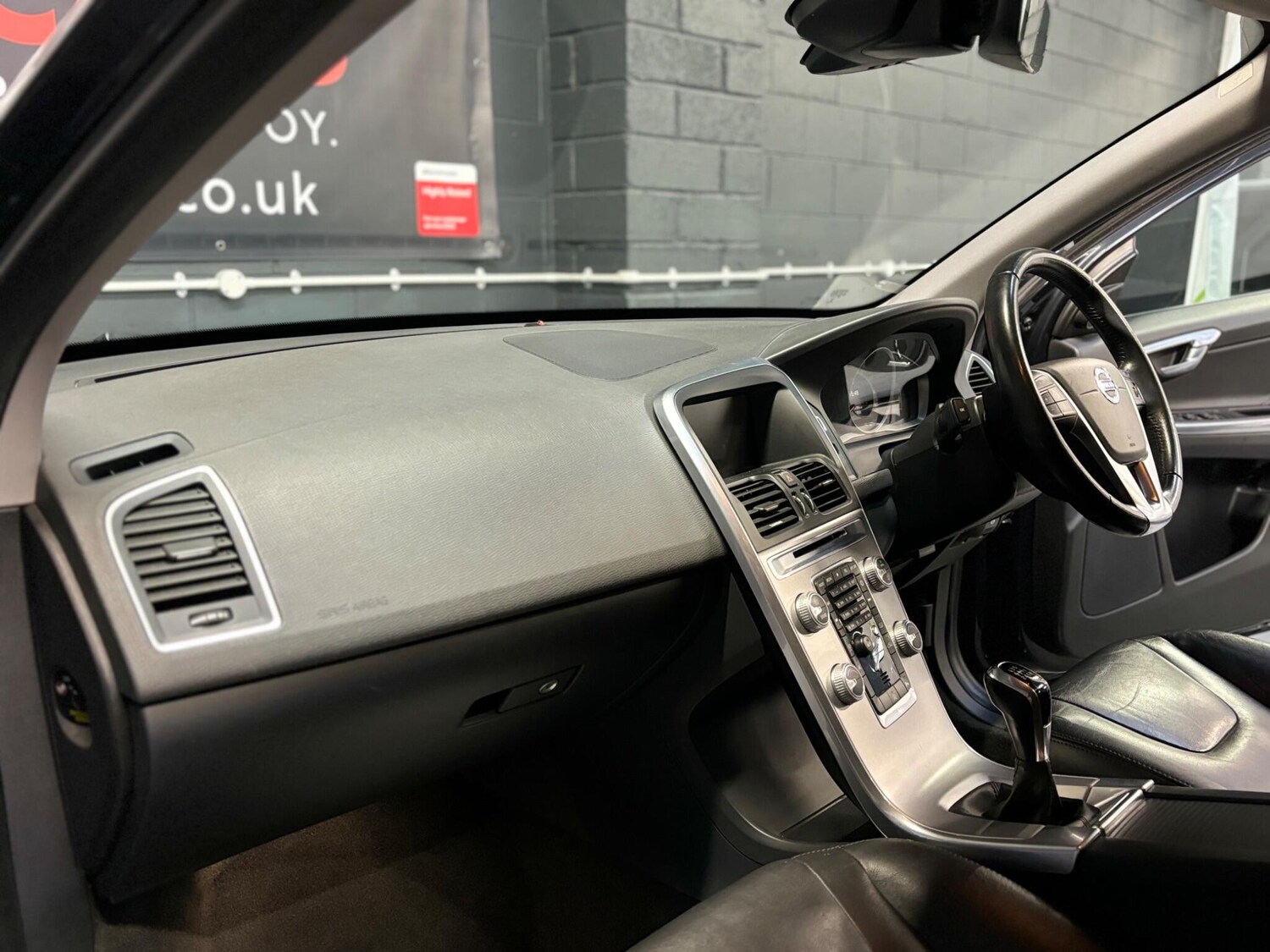 Used Volvo XC60 for sale - 78115979: Photo 11