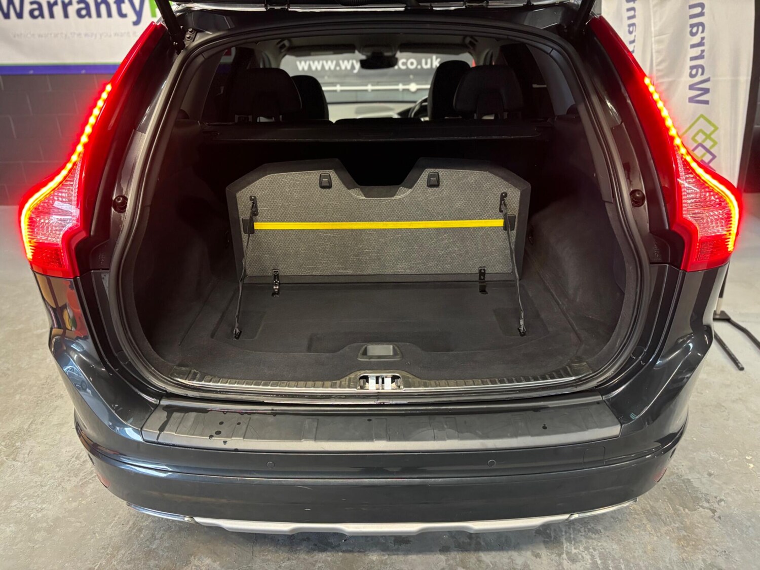 Used Volvo XC60 for sale - 78115979: Photo 36