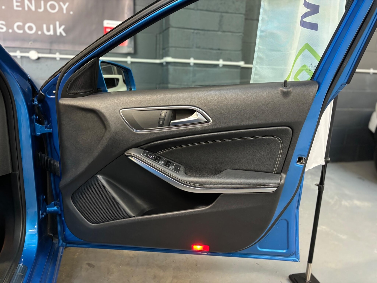 Used Mercedes-Benz A-Class 2016 for sale - 77892273: Photo 31