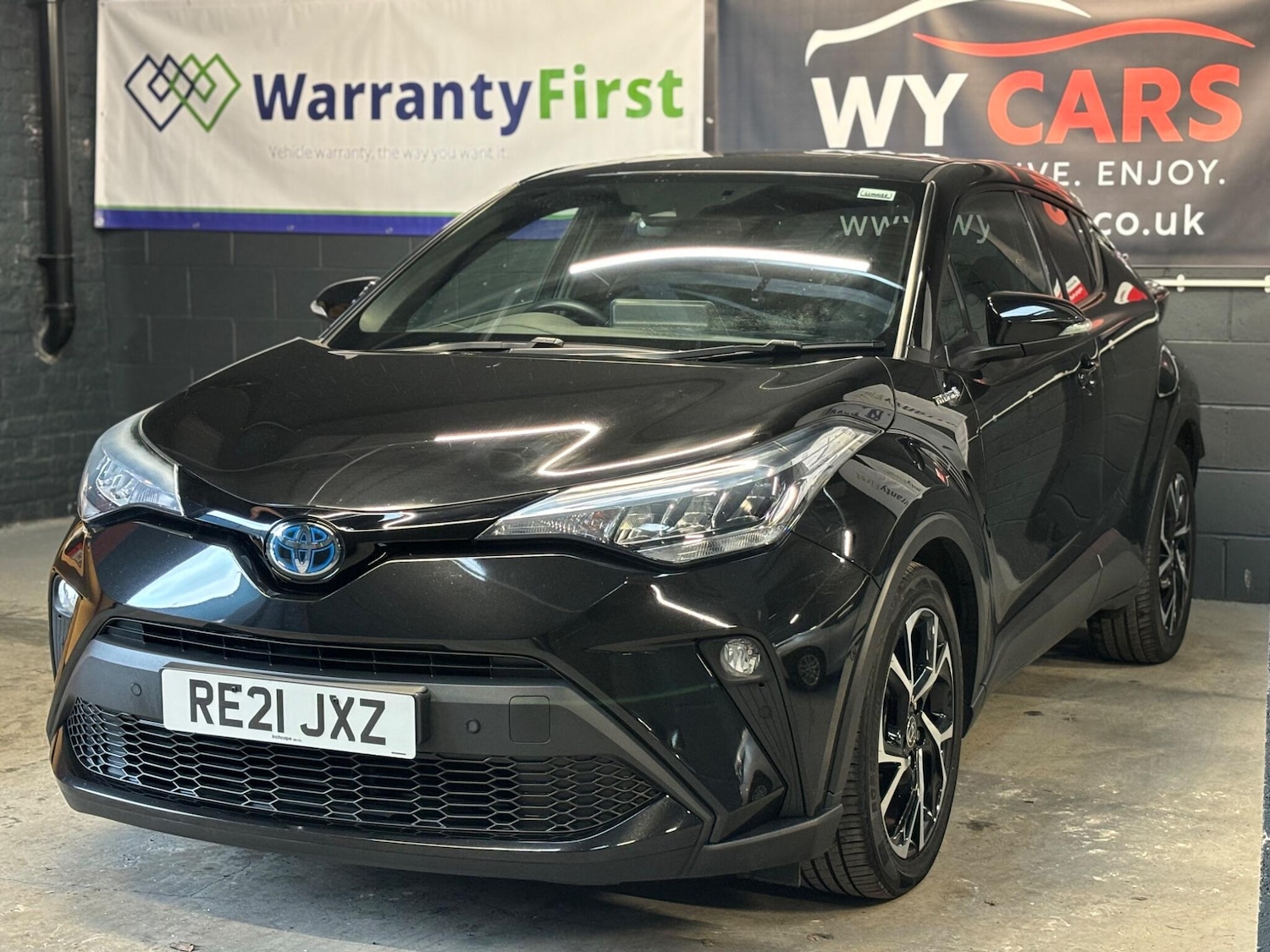 Used Toyota C-HR 2021 for sale - 78100251: Photo 4