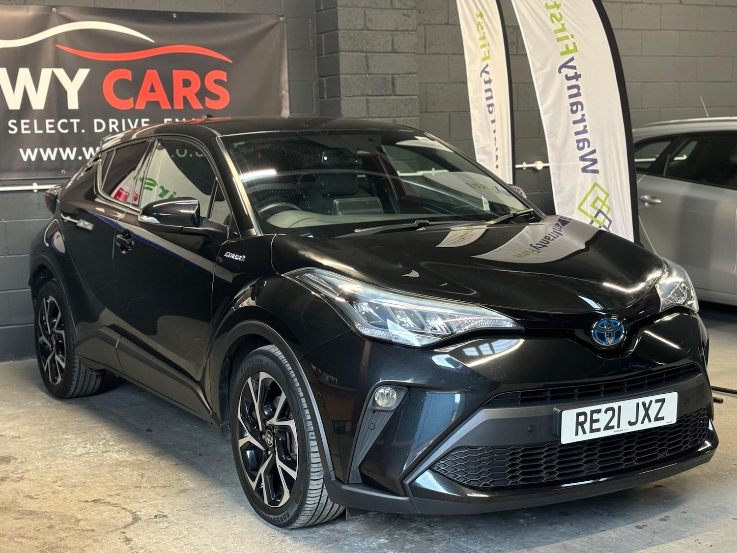 Used Toyota C-HR 2021 for sale - 78220350: Photo 4