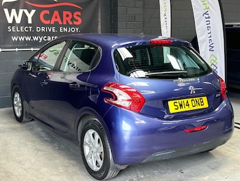 Used Peugeot 208 2014 for sale - 78830575: Photo