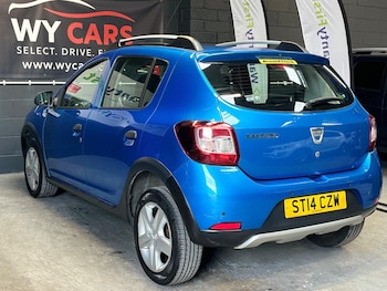 Used Dacia Sandero Stepway 2014 for sale - 78830454: Photo