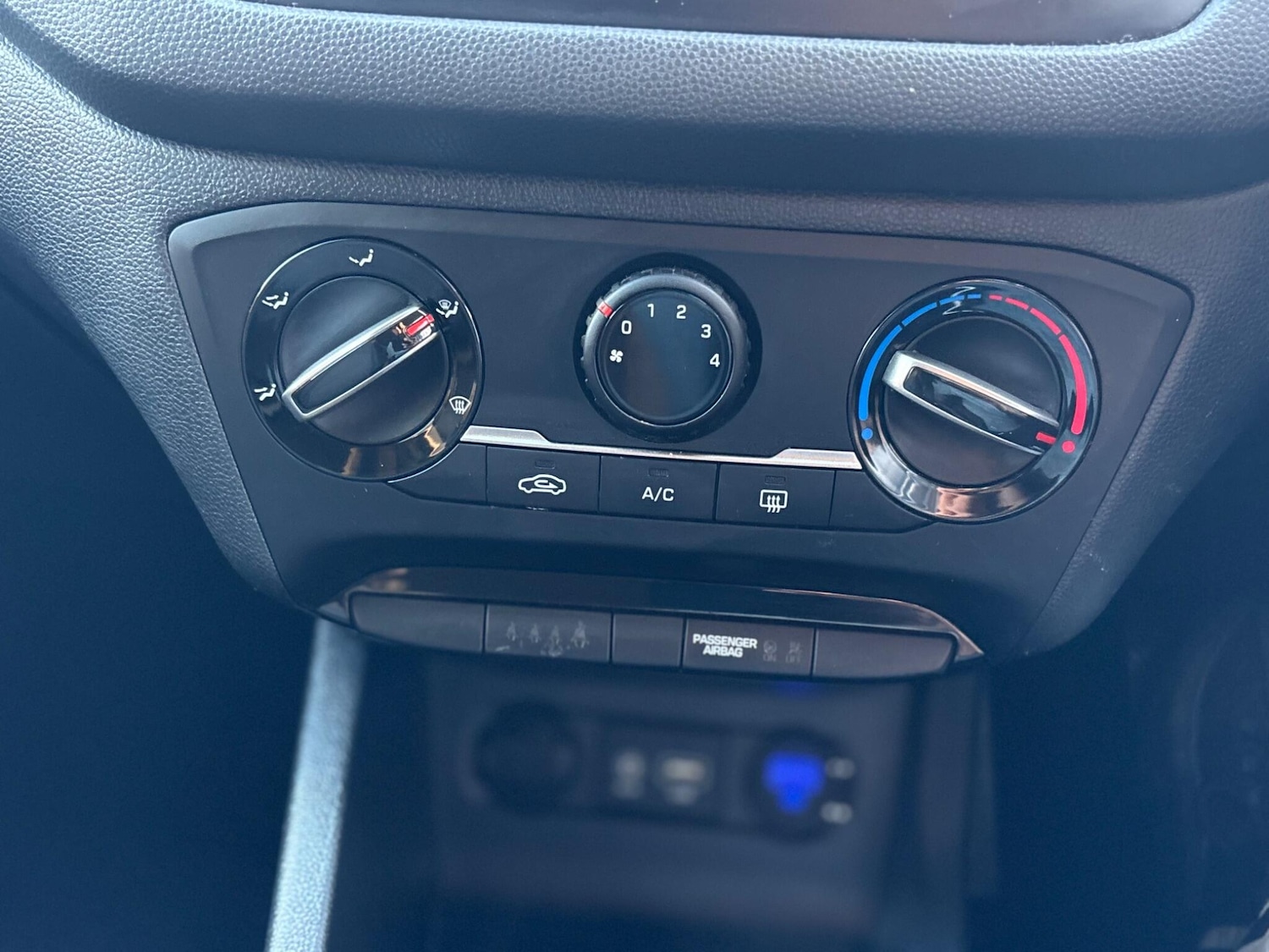 Used Hyundai i20 for sale - 77925325: Photo 23