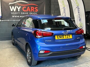 Used Hyundai i20 2019 for sale - 77925325: Photo