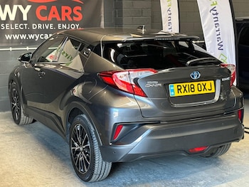 Used Toyota C-HR 2018 for sale - 78795936: Photo