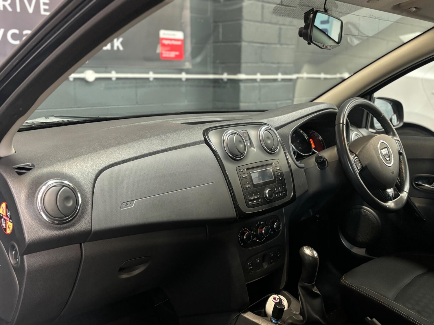 Used Dacia Sandero 2015 for sale - 77909408: Photo 10