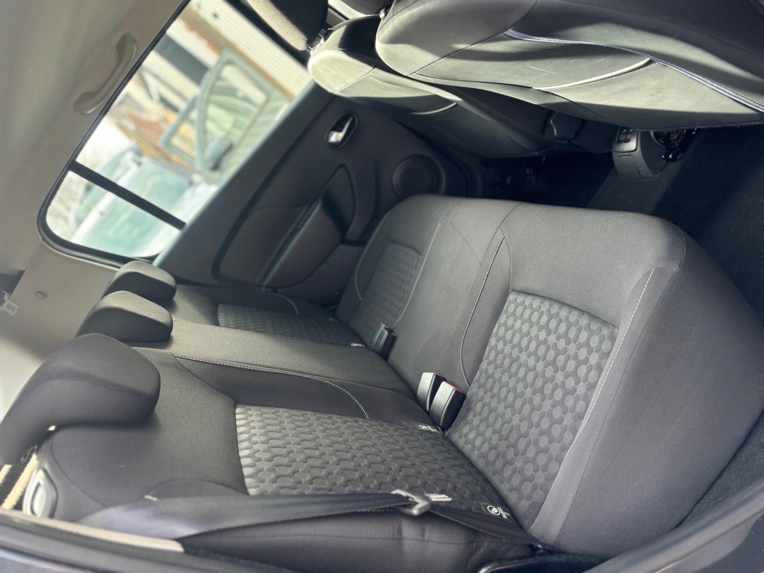 Used Dacia Sandero 2015 for sale - 77909408: Photo 11