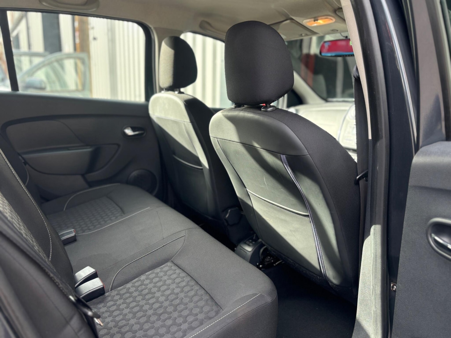 Used Dacia Sandero 2015 for sale - 77909408: Photo 13