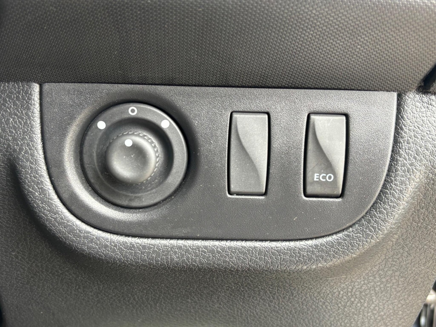 Used Dacia Sandero 2015 for sale - 77909408: Photo 15