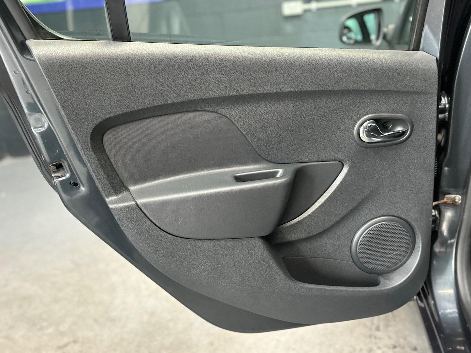 Used Dacia Sandero 2015 for sale - 77909408: Photo 22