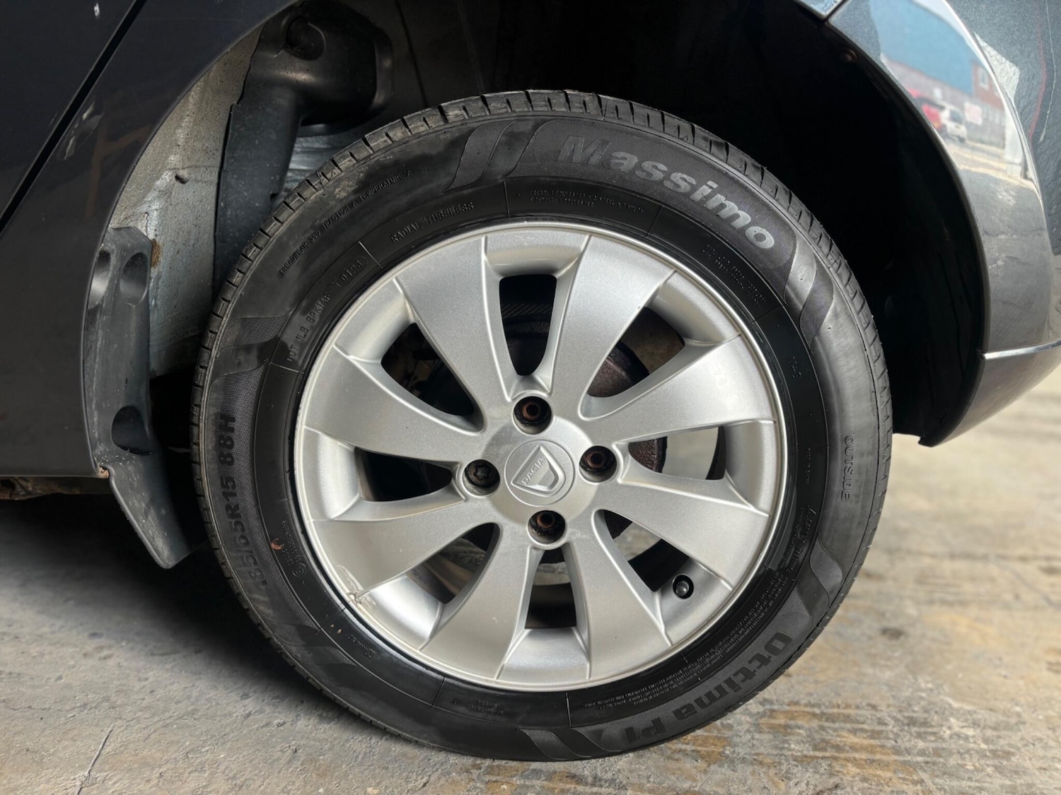 Used Dacia Sandero 2015 for sale - 77909408: Photo 27