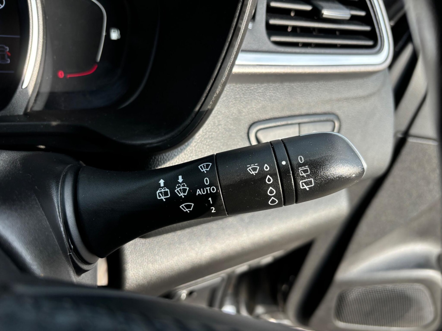 Used Renault Kadjar for sale - 77883434: Photo 18