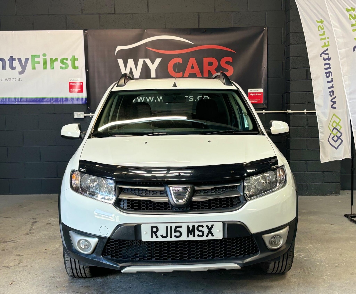 Used Dacia Sandero Stepway 2015 for sale - 78157323: Photo 2