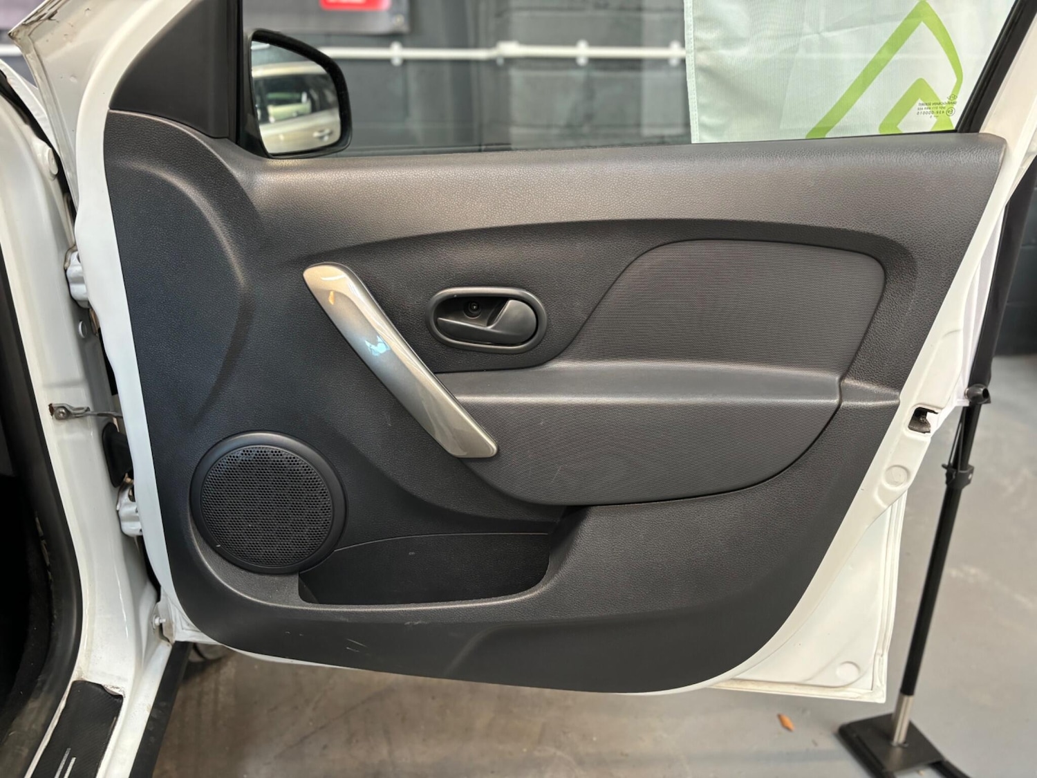 Used Dacia Sandero Stepway 2015 for sale - 78157323: Photo 20