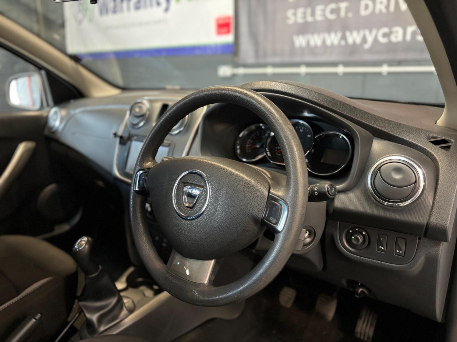 Used Dacia Sandero Stepway 2015 for sale - 78157323: Photo 28