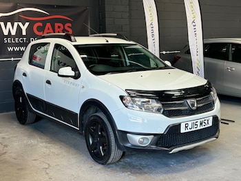 Used Dacia Sandero Stepway 2015 for sale - 78157323: Photo