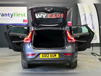 Used Volvo V40 2012 for sale - 78058058: Photo