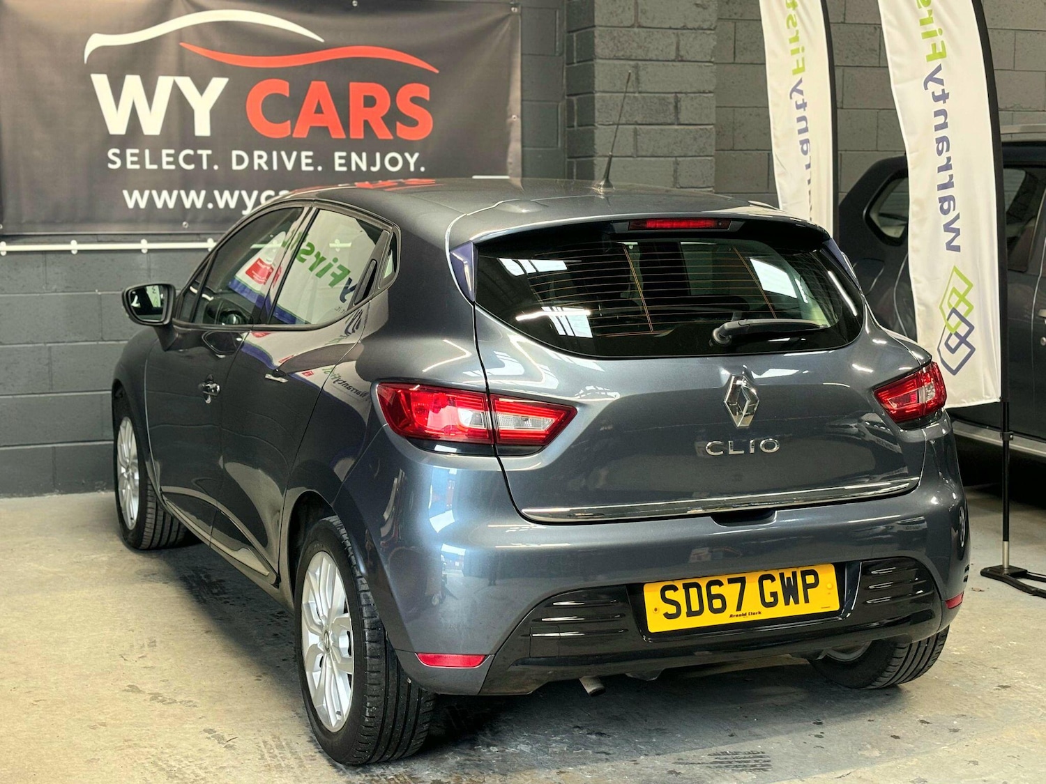 Used Renault Clio 2017 for sale - 77994220: Photo 10